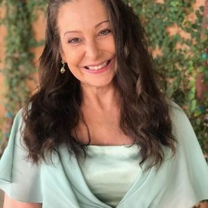 Meet your Posher, Camille